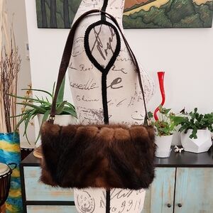 PAOLA DEL LUNGO Leather and Mink Shoulder Bag Purse